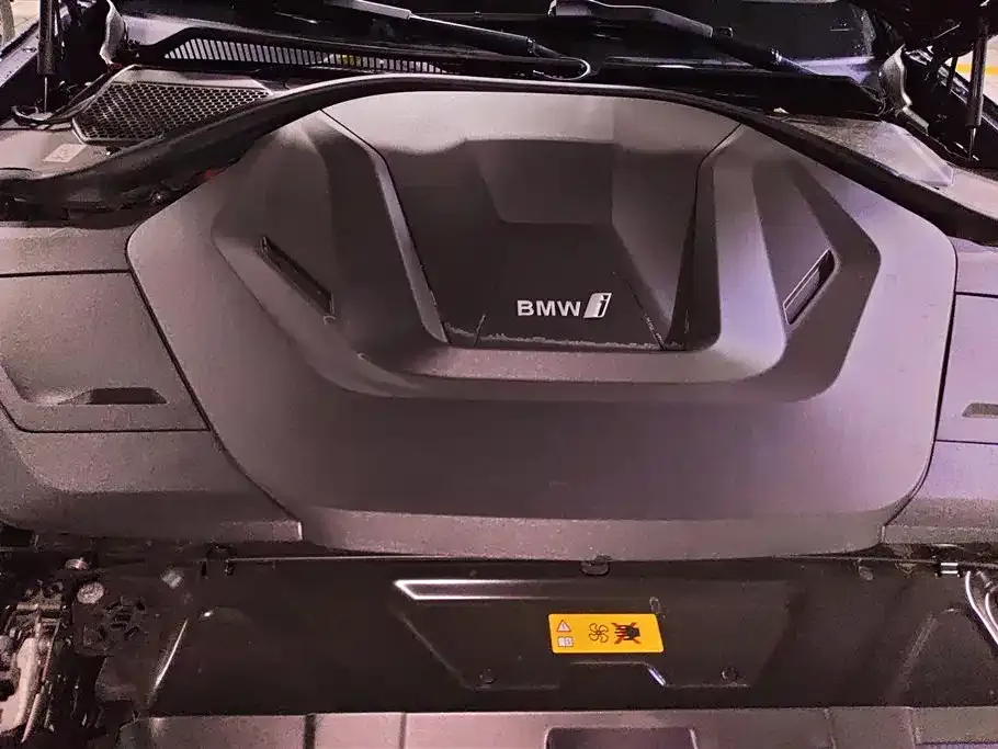 BMW i3 2025 из CN, фото 9