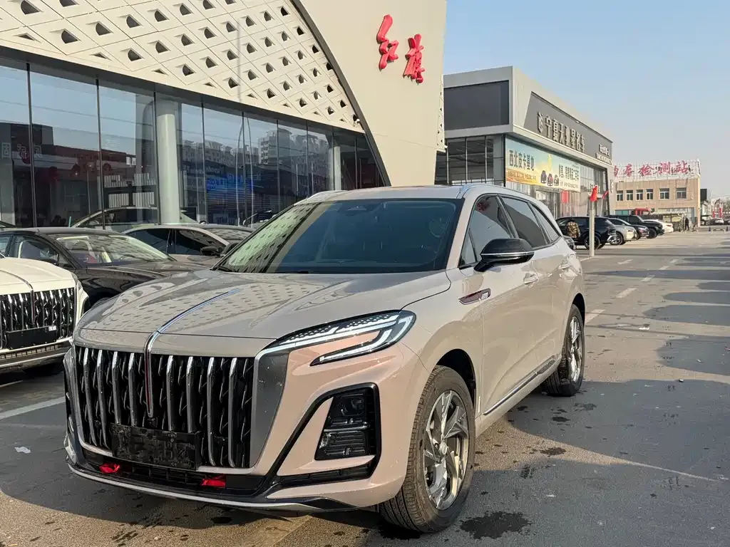 Hongqi HS3 PHEV — фото 1