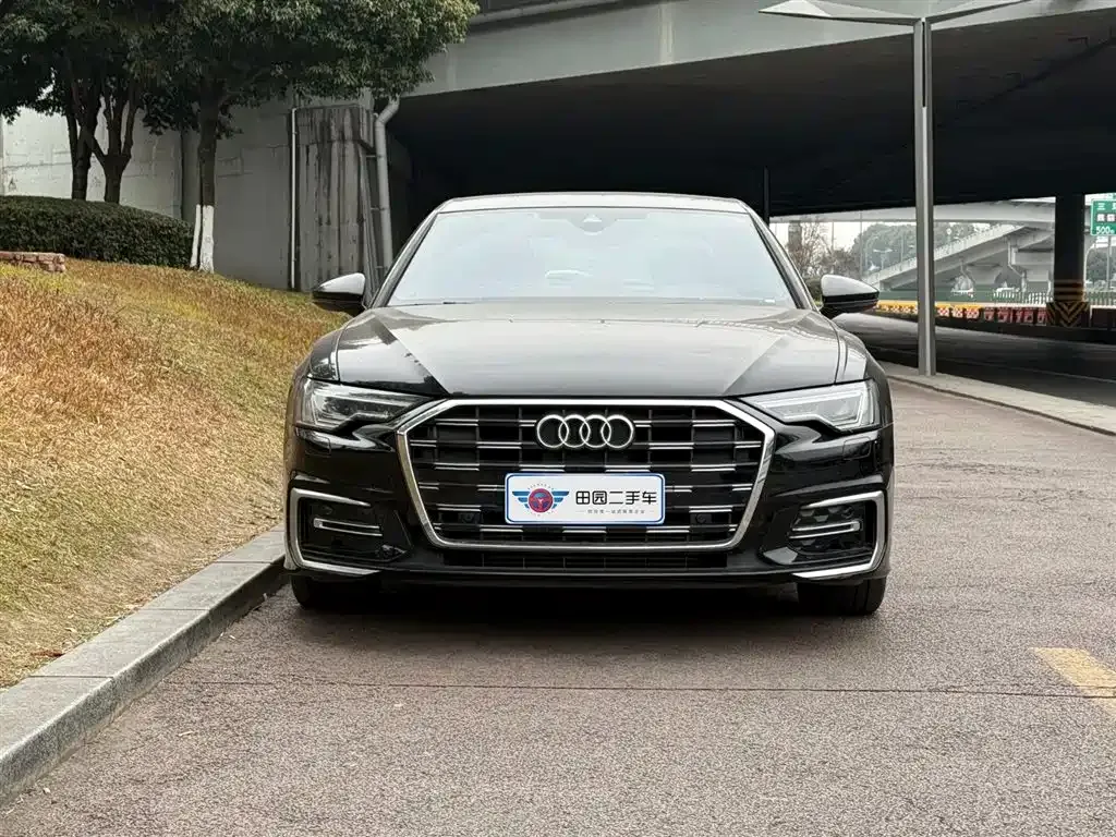 Audi A6L 2024 из CN, фото 10