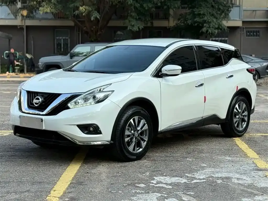 Nissan Murano 2023 из CN, фото 1