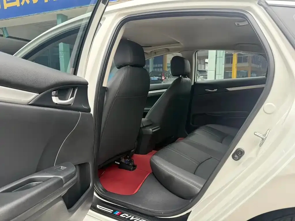 Honda Civic 2021 из CN, фото 9