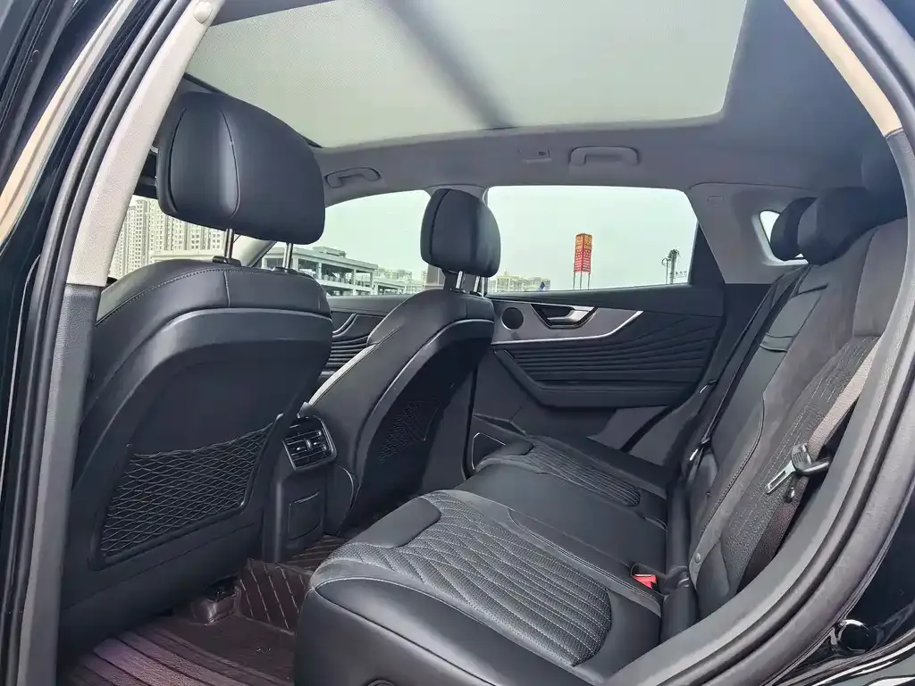 Hongqi HS5 2024 из CN, фото 7