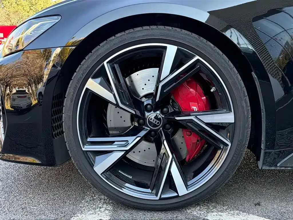 Audi RS 6 2025 из CN, фото 6