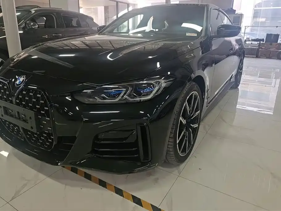 BMW 4 Series — фото 1