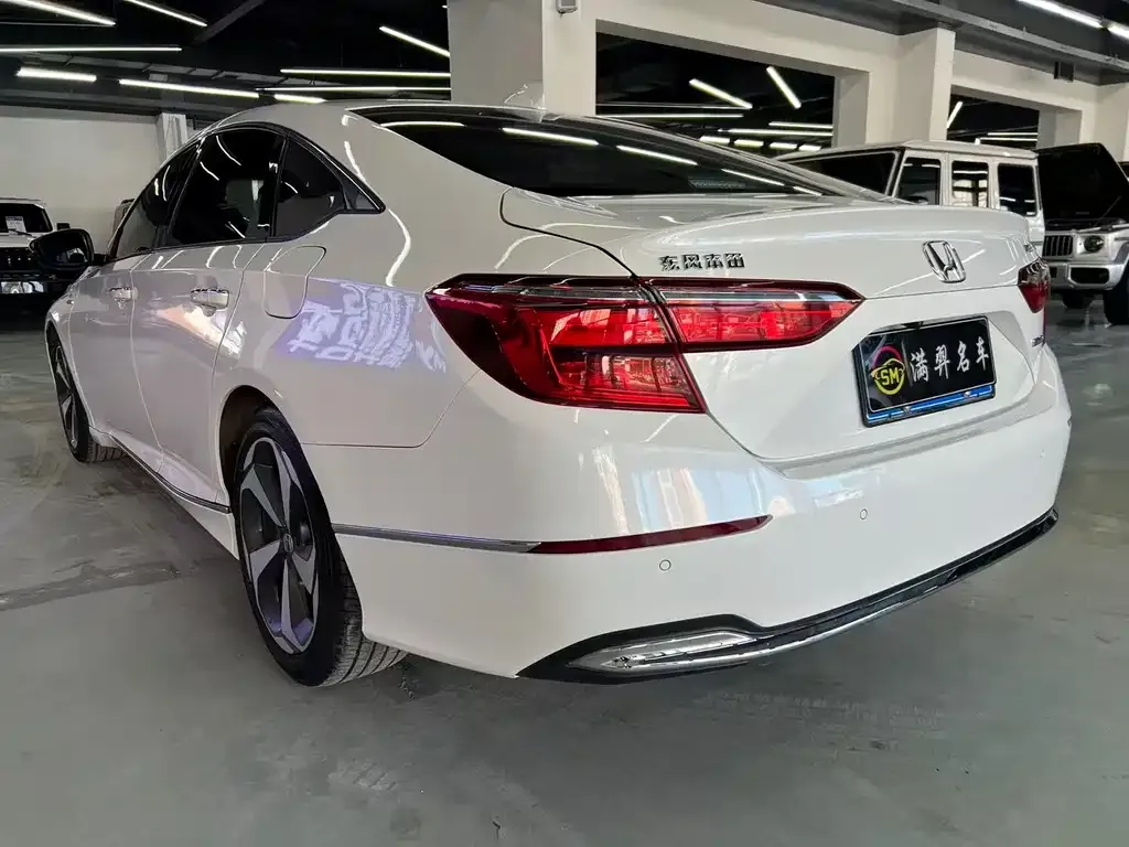 Honda Inspire 2021 из CN, фото 2
