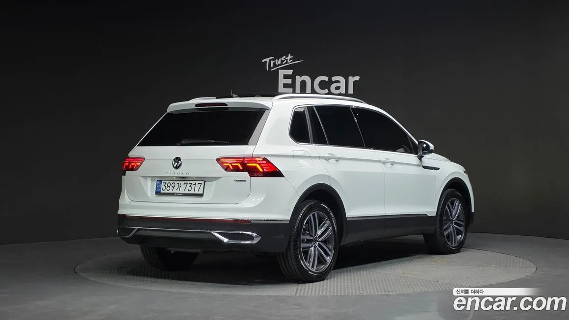 Volkswagen Tiguan — фото 2