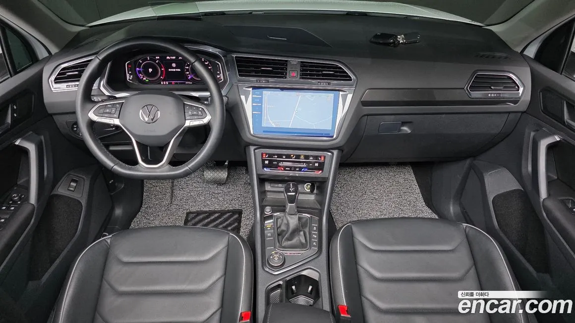 Volkswagen Tiguan — фото 9