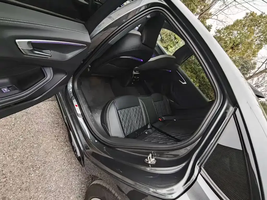 Audi A5L 2025 из CN, фото 6
