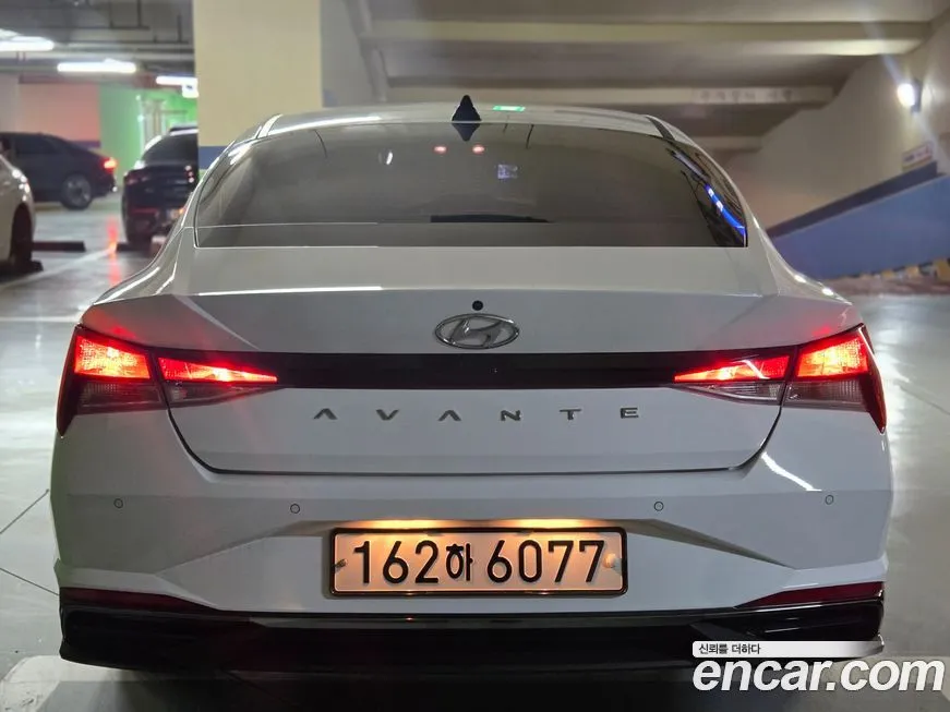 Hyundai AVANTE — фото 4