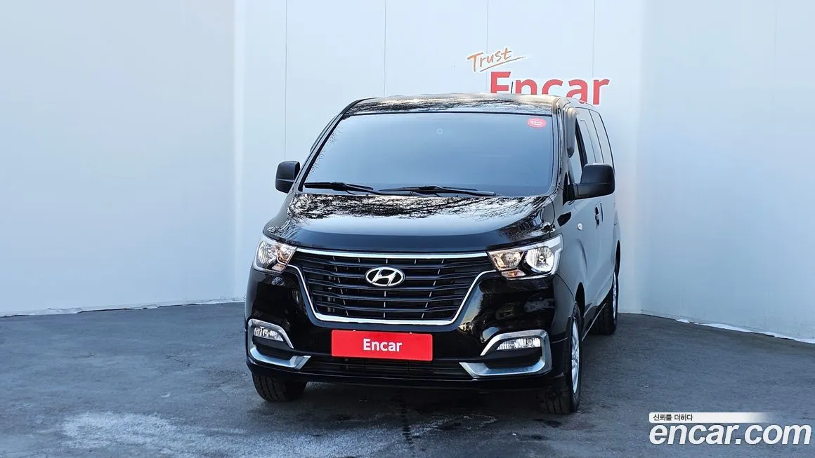 Hyundai Starex — фото 7