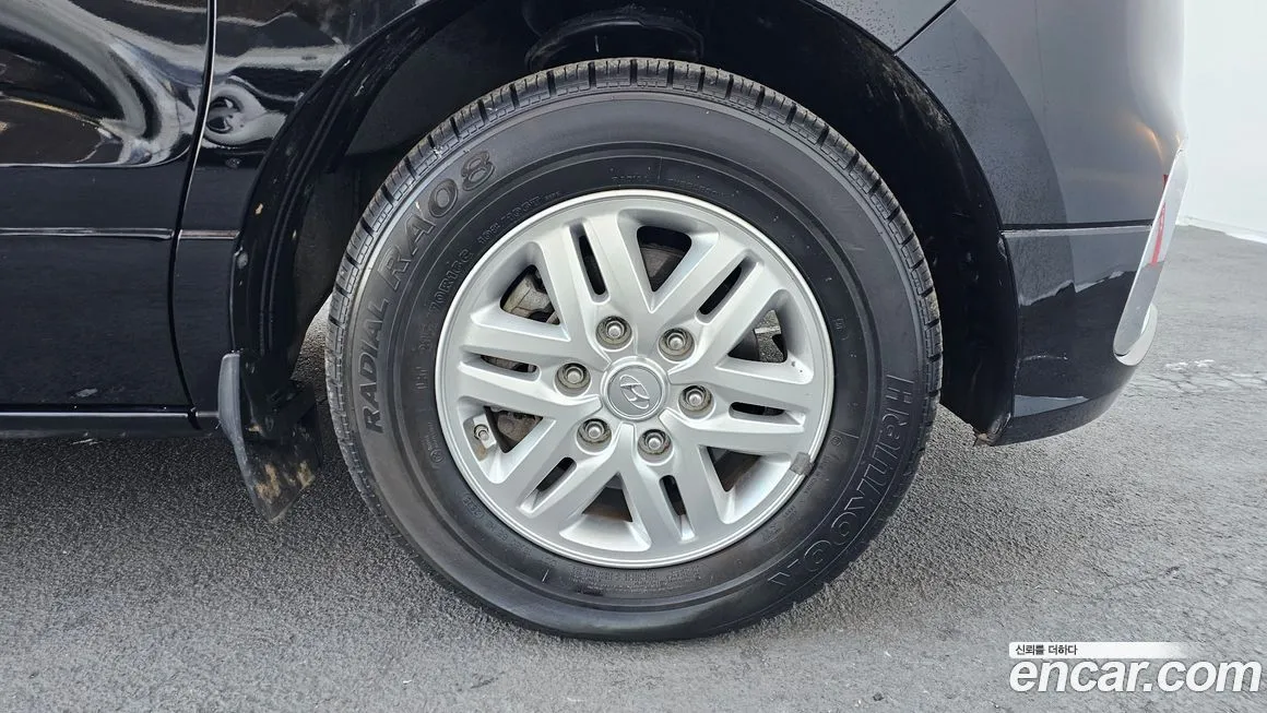 Hyundai Starex — фото 10
