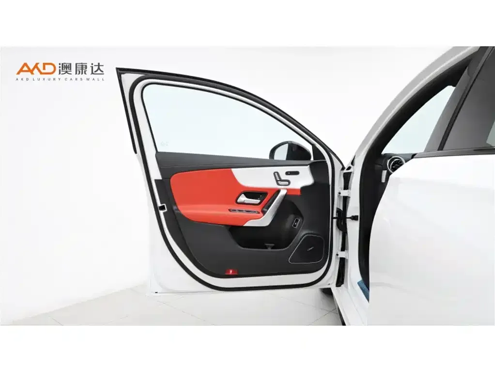 Mercedes-Benz A-Class AMG (Import) 2025 из CN, фото 4