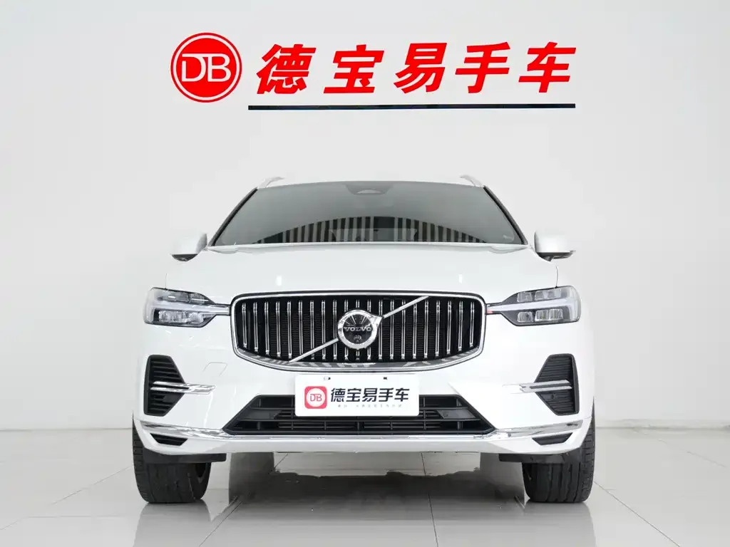 Volvo XC60 PHEV 2024 из CN, фото 2