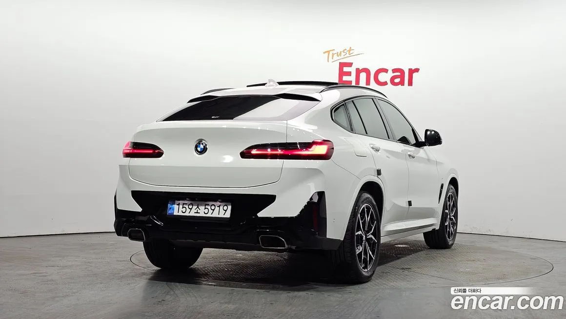 BMW X4 2022 из KR, фото 2