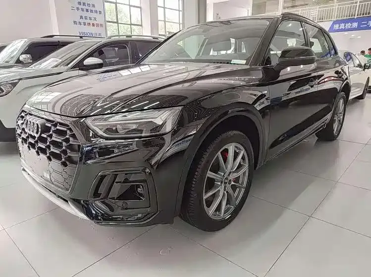 Audi Q5L 2022 из CN, фото 1