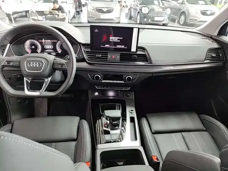 Audi Q5L 2022 из CN, фото 3