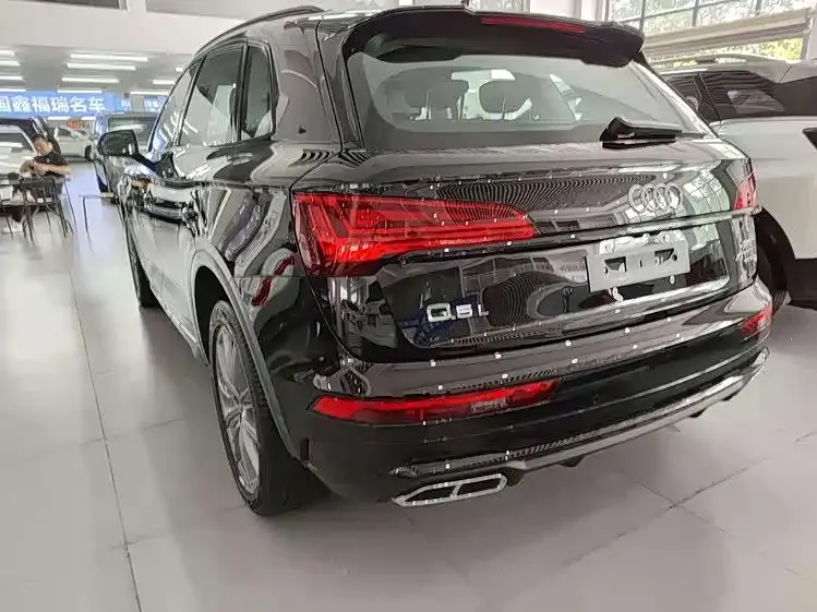 Audi Q5L 2022 из CN, фото 8