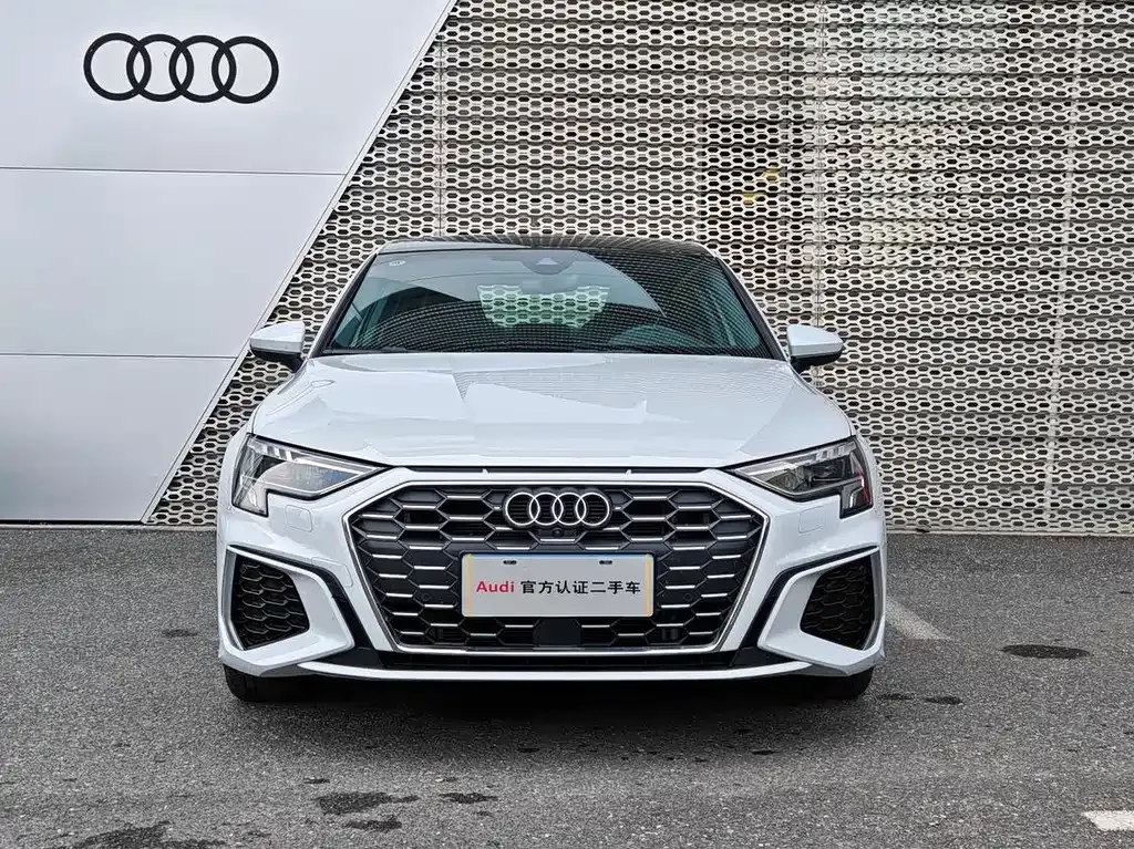 Audi A3 2024 из CN, фото 5