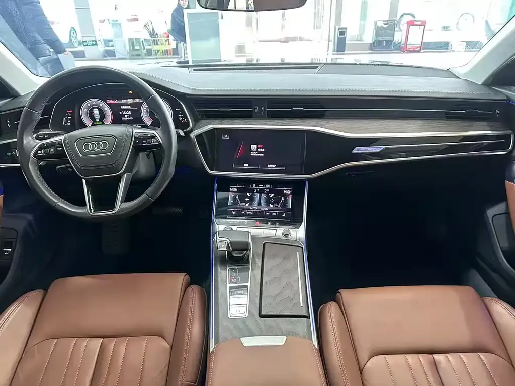 Audi A6L 2023 из CN, фото 8