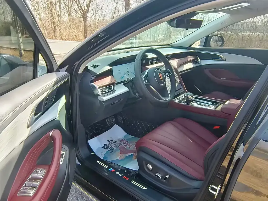 Hongqi H5 PHEV 2025 из CN, фото 5