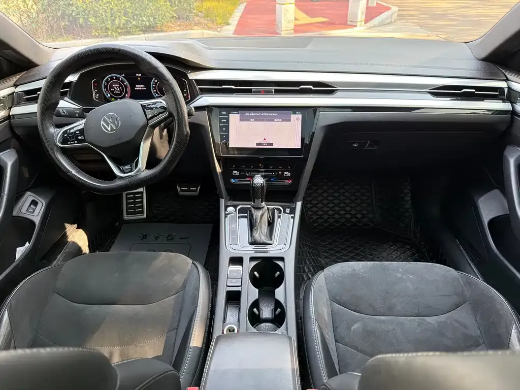 Volkswagen CC 2022 из CN, фото 2