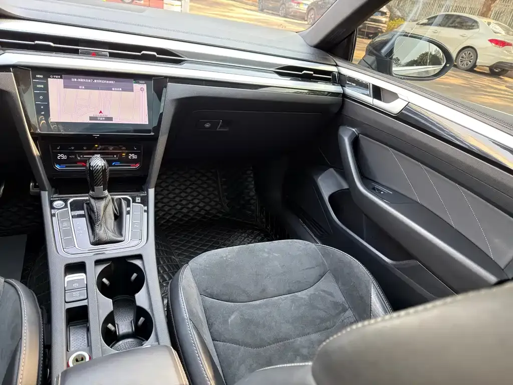 Volkswagen CC 2022 из CN, фото 6