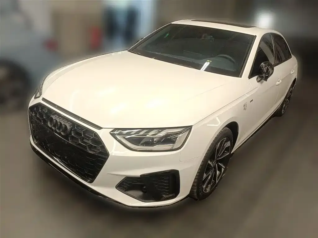 Audi A4L 2023 из CN, фото 1