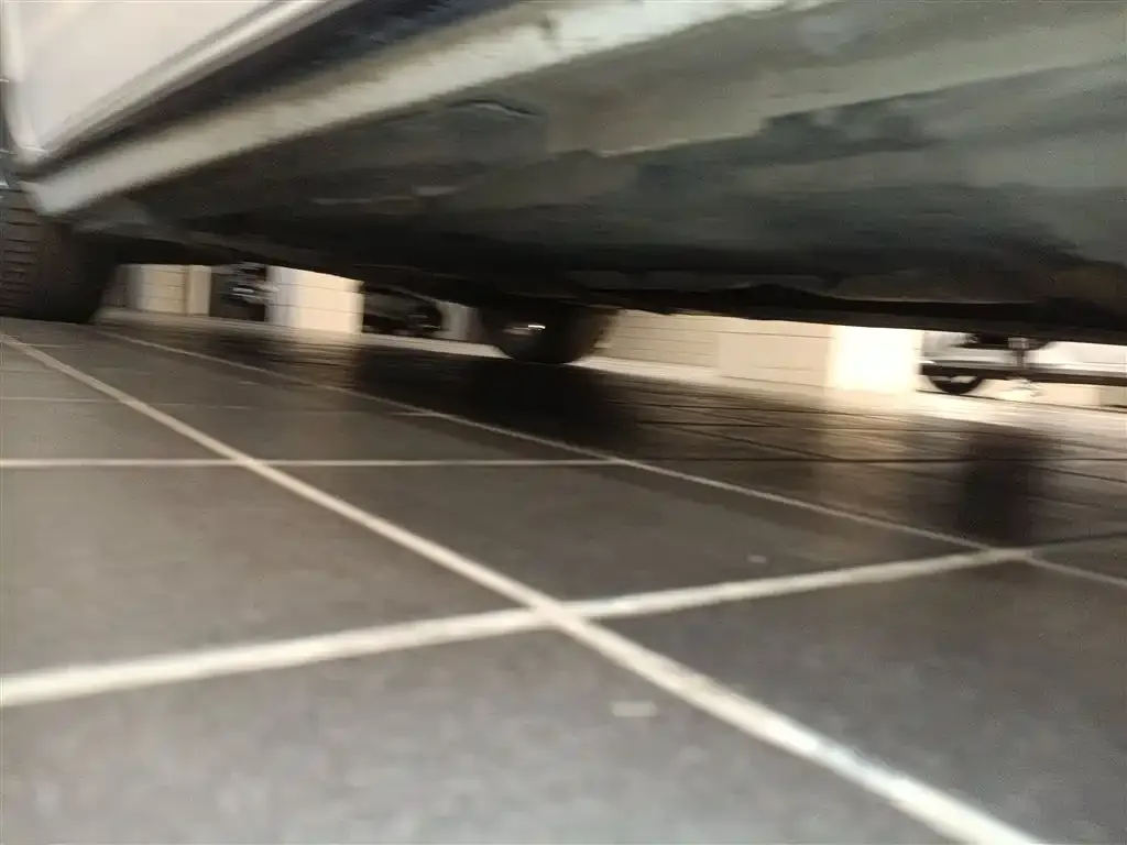 Audi A4L 2023 из CN, фото 2