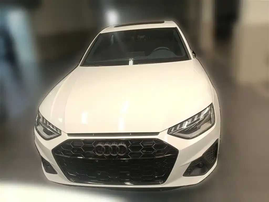 Audi A4L 2023 из CN, фото 3