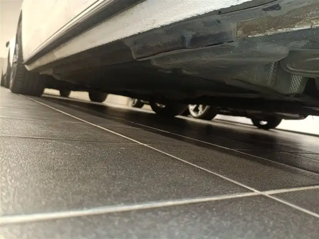 Audi A4L 2023 из CN, фото 5