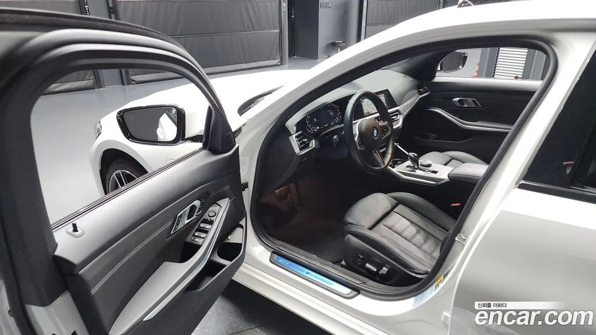 BMW 3-Series 2021 из KR, фото 5