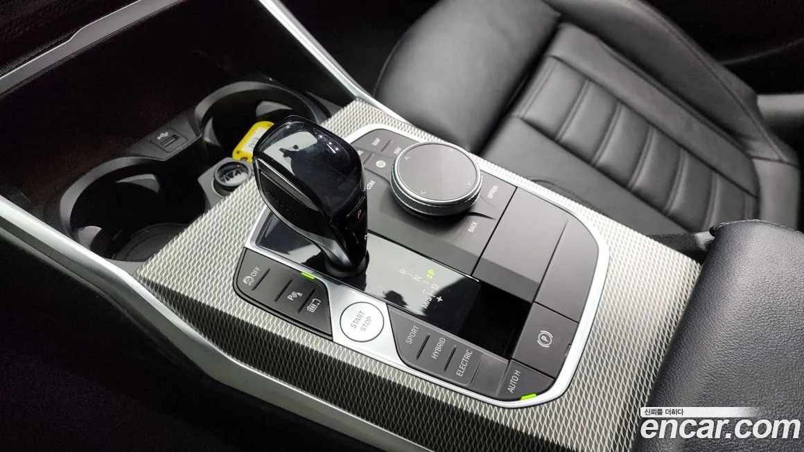 BMW 3-Series 2021 из KR, фото 10