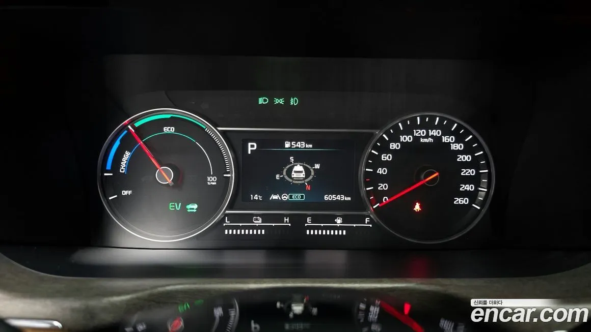 Kia Sorento — фото 6