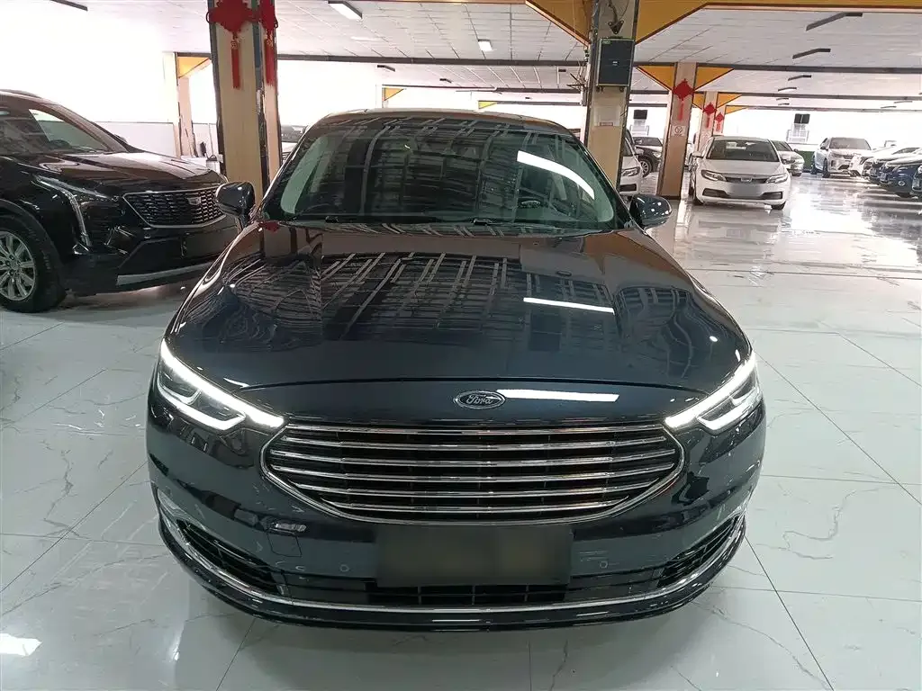 Ford Taurus 2021 из CN, фото 4