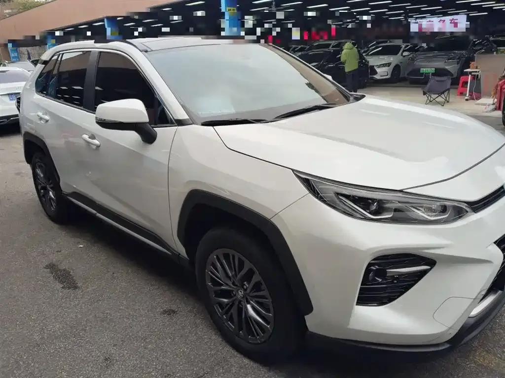 Toyota Wildlander 2023 из CN, фото 4