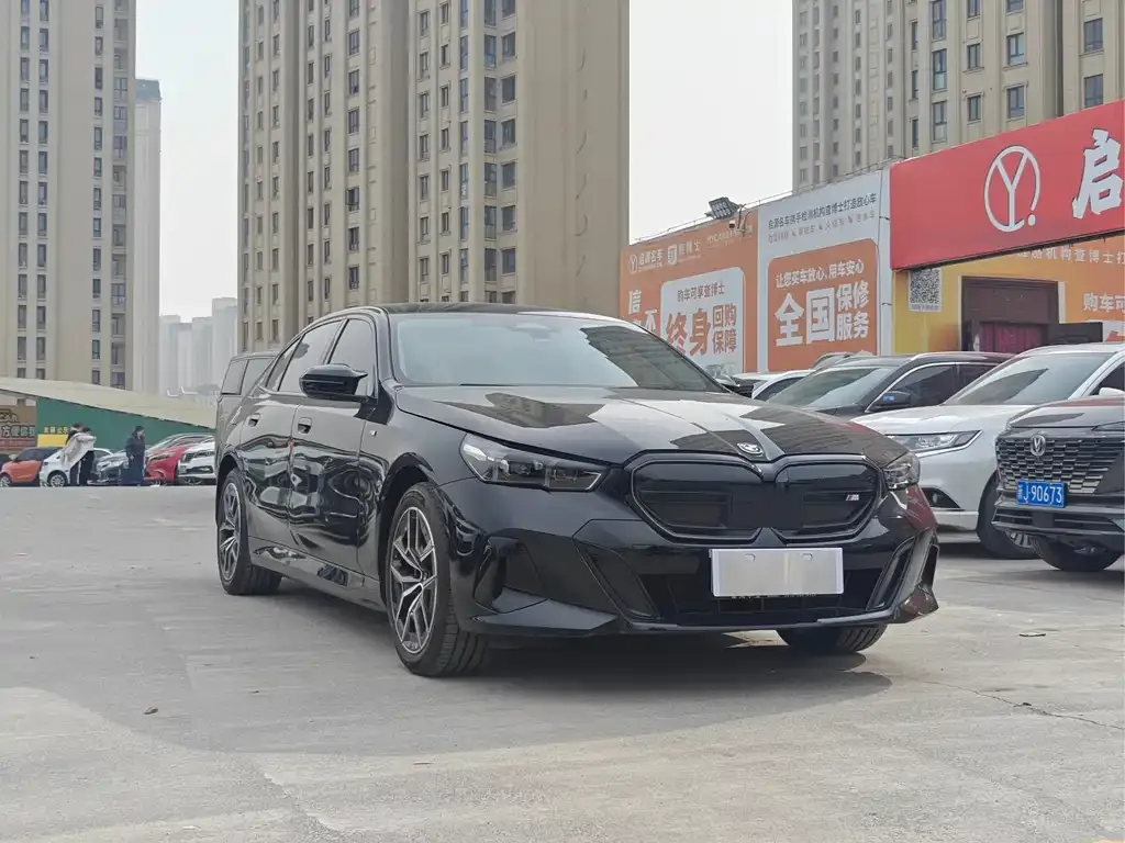 BMW i5 2024 из CN, фото 2