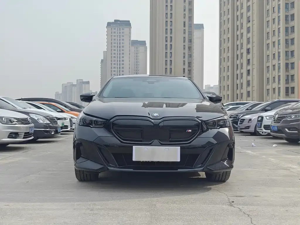 BMW i5 2024 из CN, фото 3