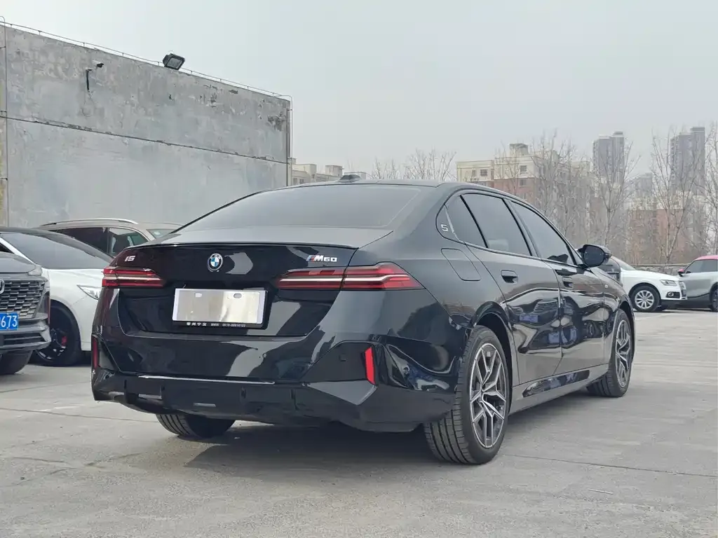 BMW i5 2024 из CN, фото 4