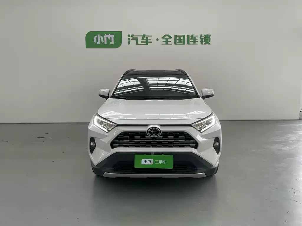 Toyota RAV4 2021 из CN, фото 2