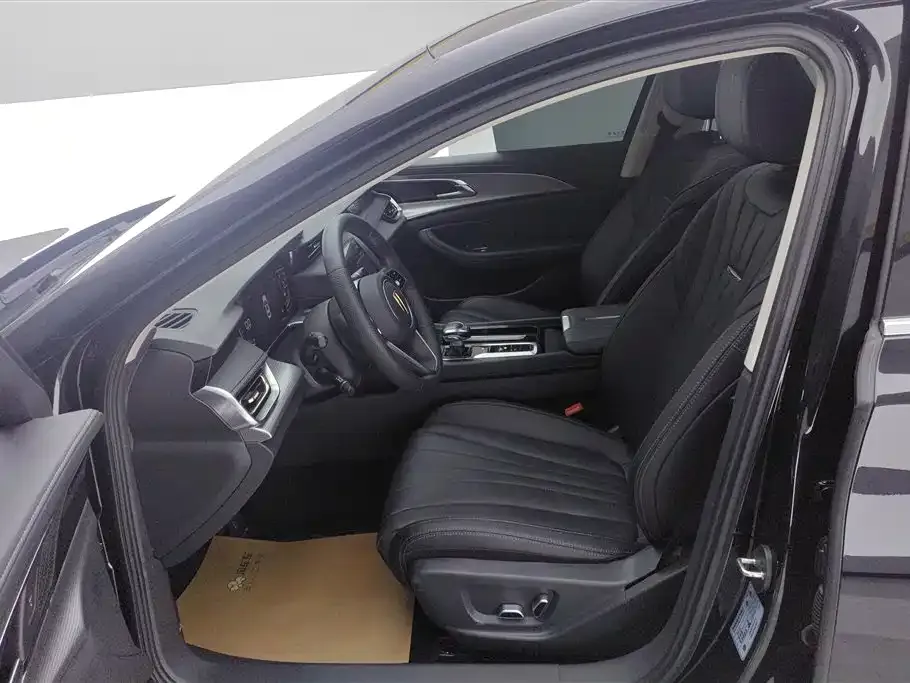 Hongqi H5 2024 из CN, фото 4
