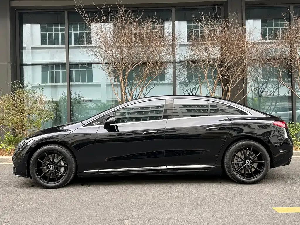 Mercedes-Benz EQE 2023 из CN, фото 2