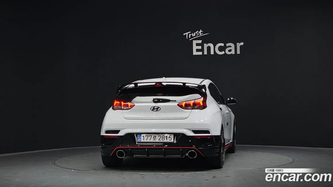 Hyundai Veloster — фото 3