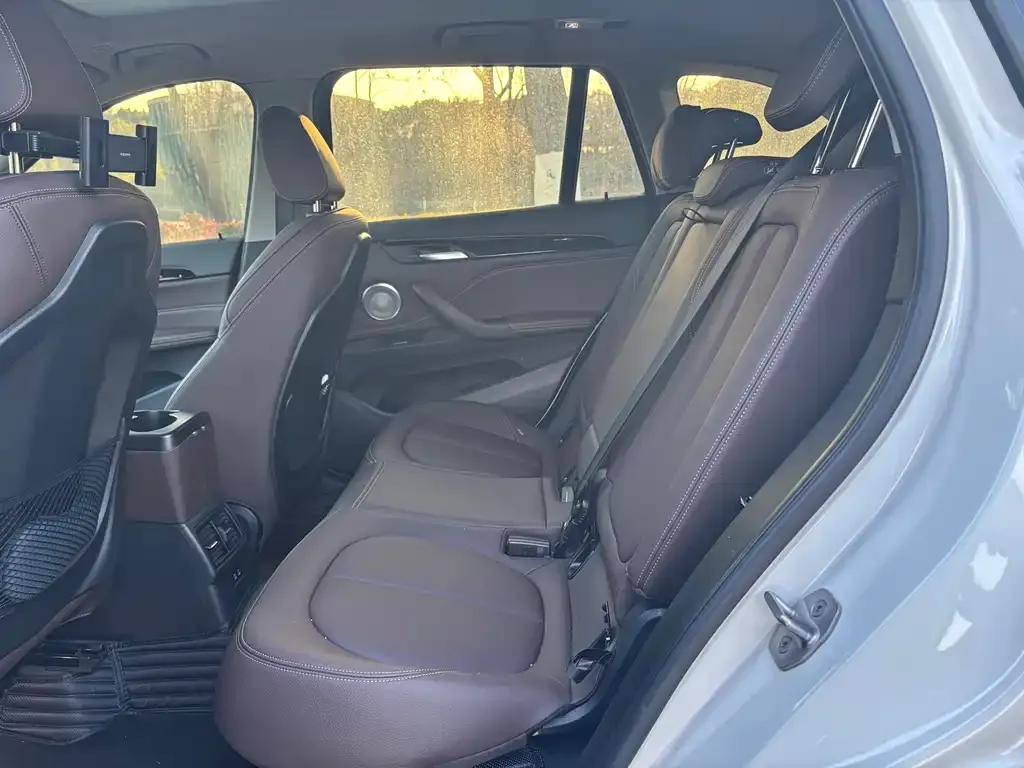 BMW X1 2022 из CN, фото 2