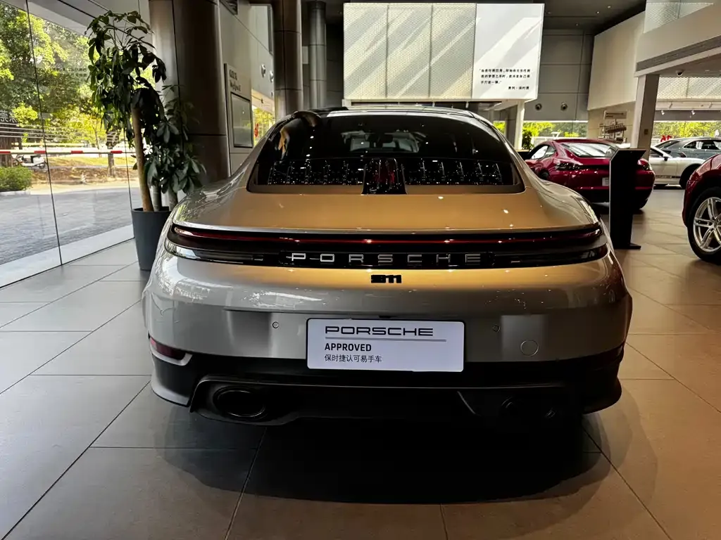 Porsche 911 2025 из CN, фото 8