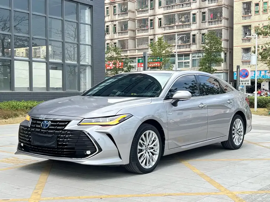 Toyota Avalon 2023 из CN, фото 1