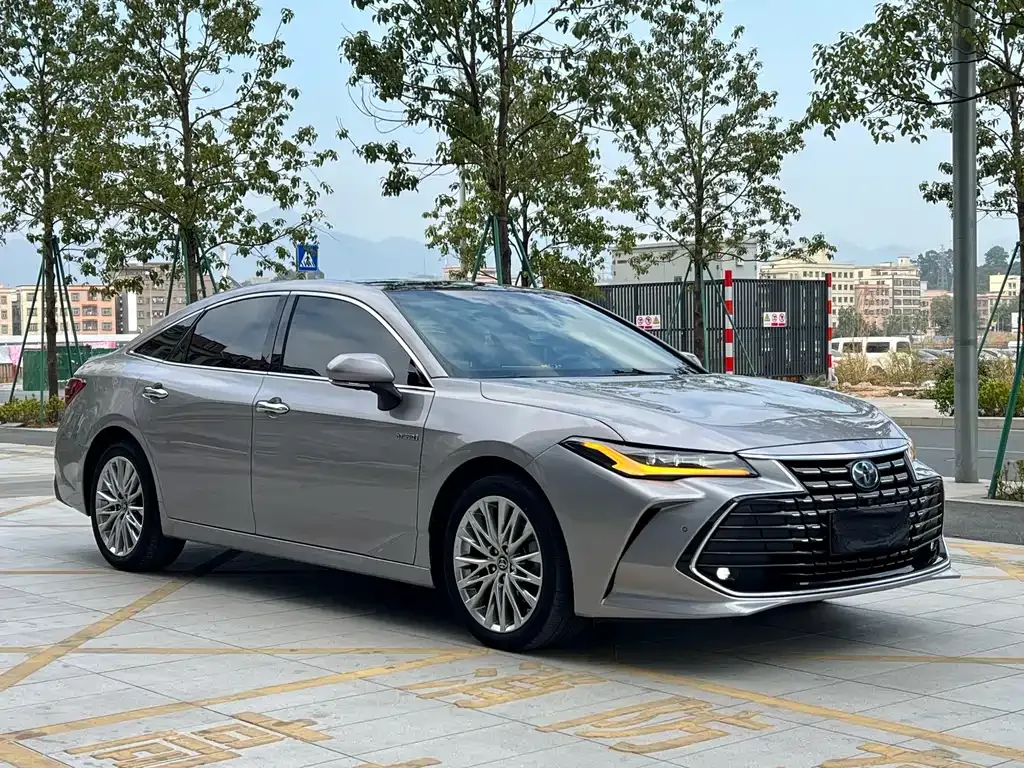 Toyota Avalon 2023 из CN, фото 10