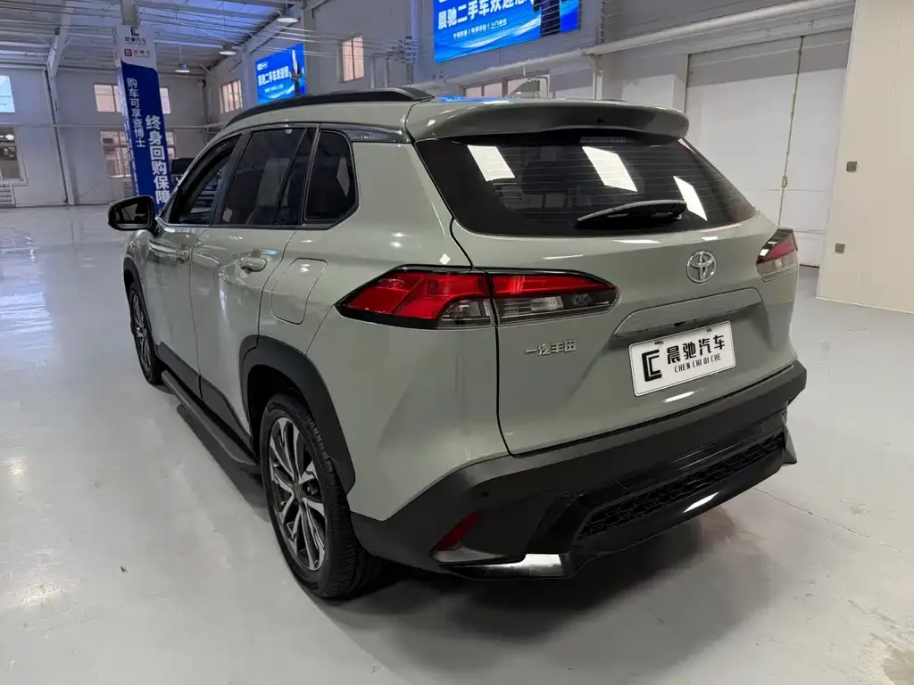 Toyota Corolla Cross 2022 из CN, фото 4