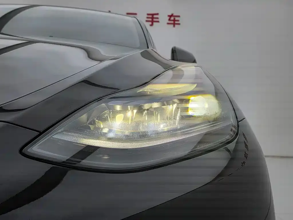 Tesla Model Y 2024 из CN, фото 3