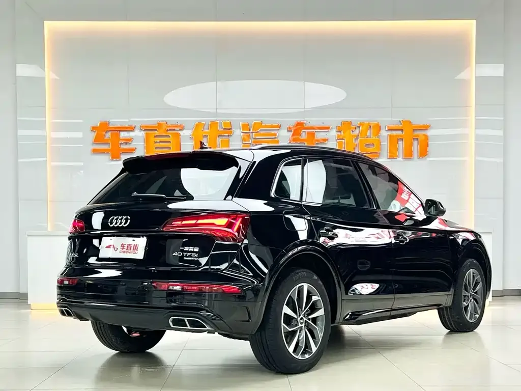 Audi Q5L — фото 2