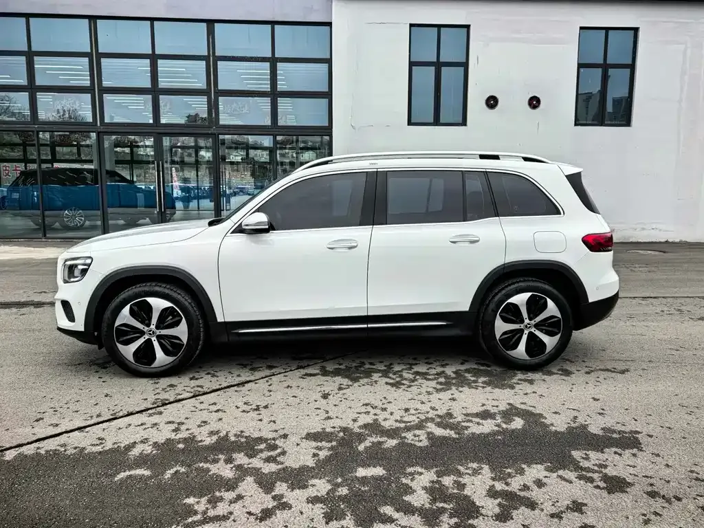Mercedes-Benz GLB 2023 из CN, фото 5